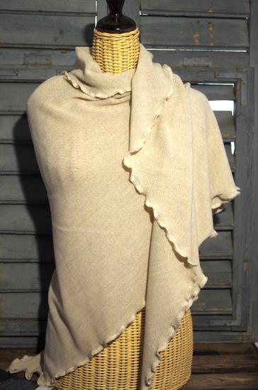 Preview: Invero Dreiecktuck Gina Strand reine Merinowolle extrafein